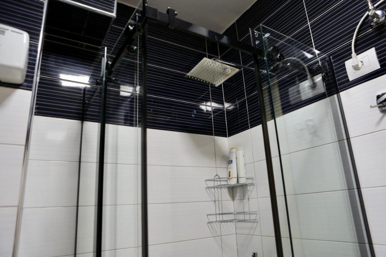 Deoni Apartment Luxury Tirana Eksteriør billede