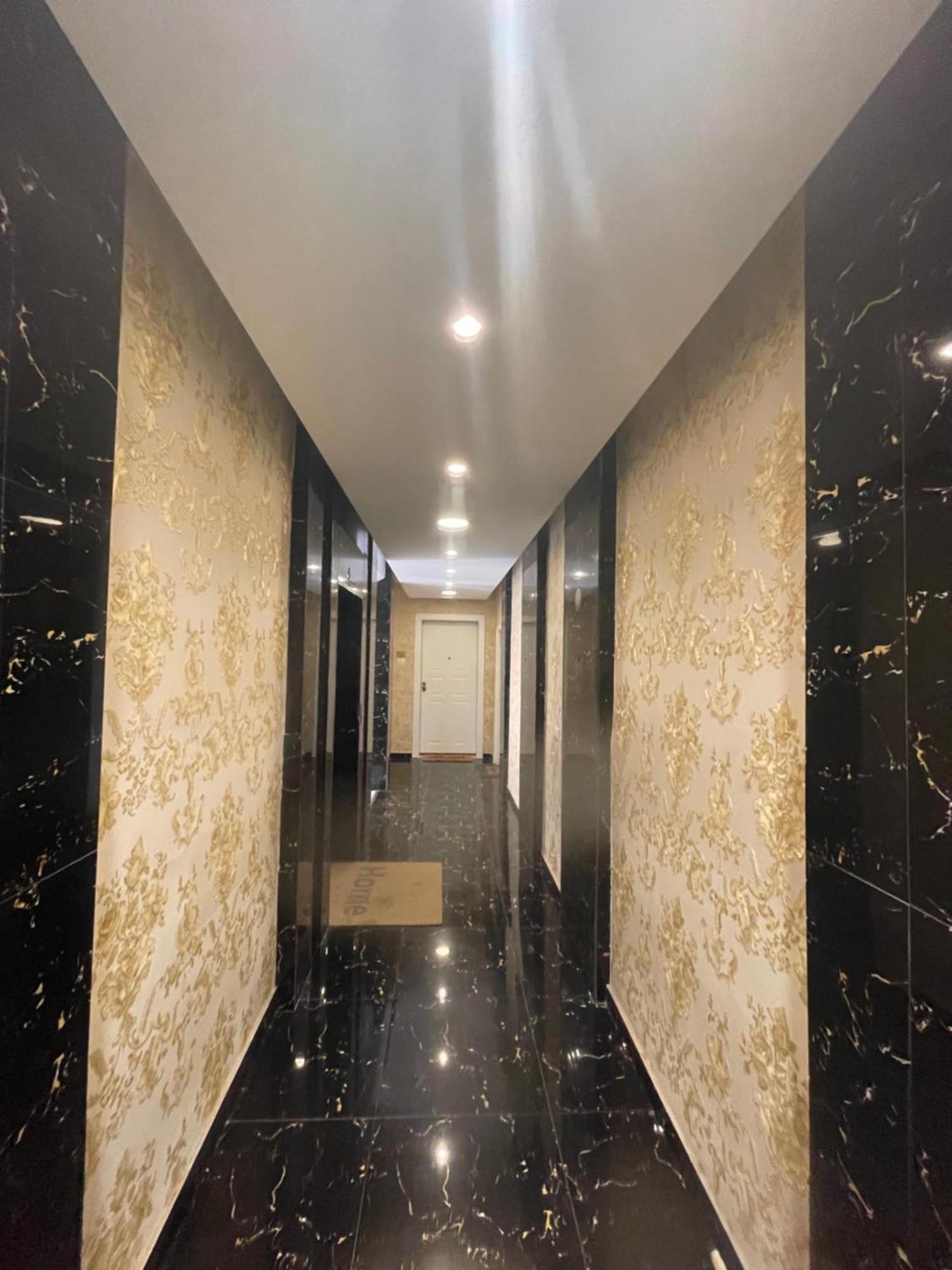 Deoni Apartment Luxury Tirana Eksteriør billede