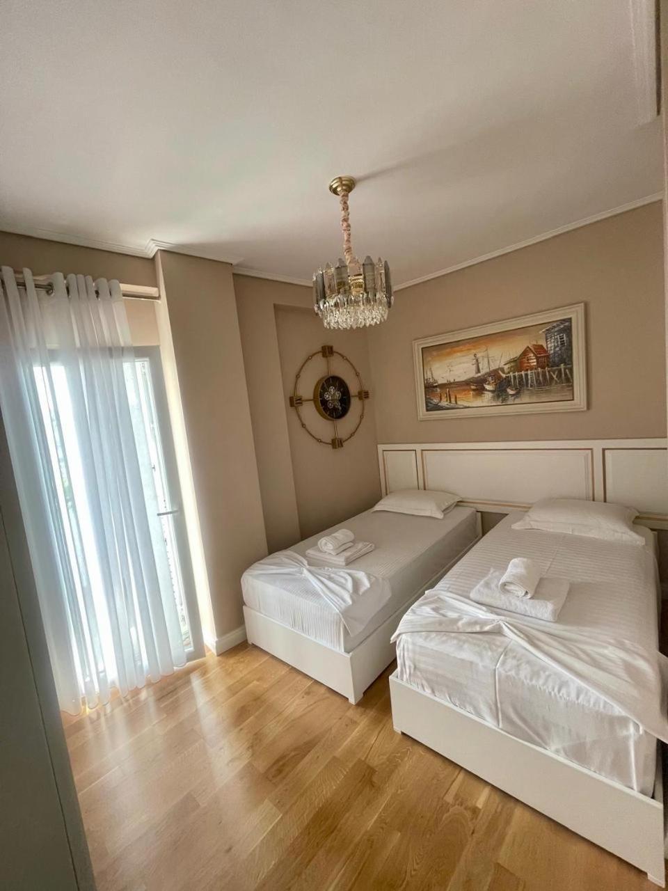 Deoni Apartment Luxury Tirana Eksteriør billede