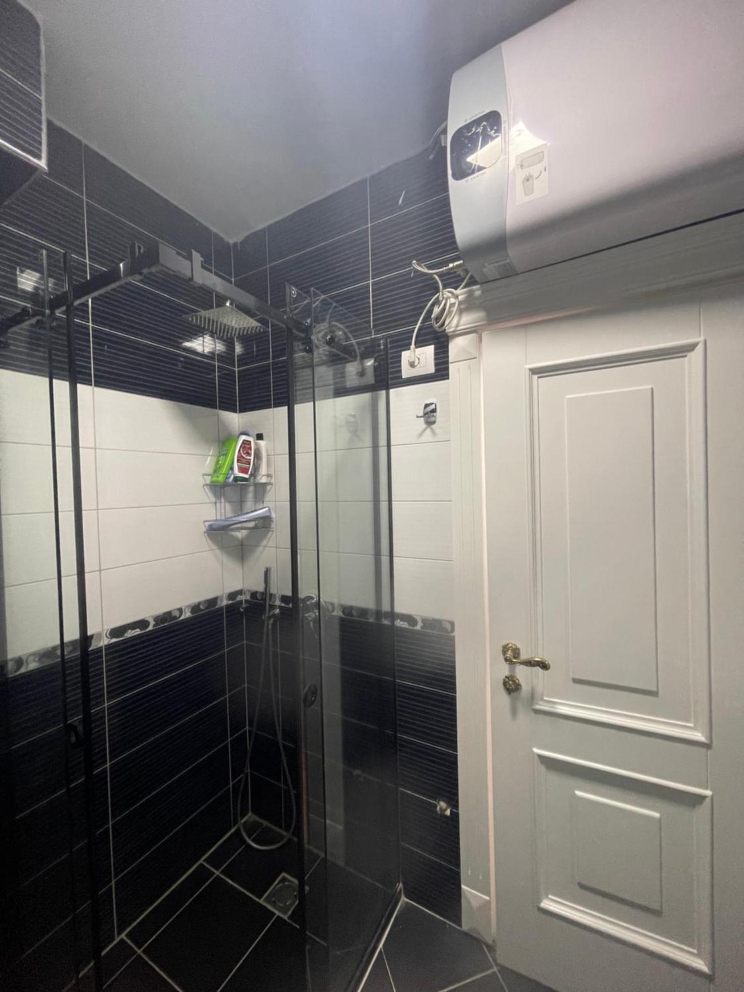 Deoni Apartment Luxury Tirana Eksteriør billede