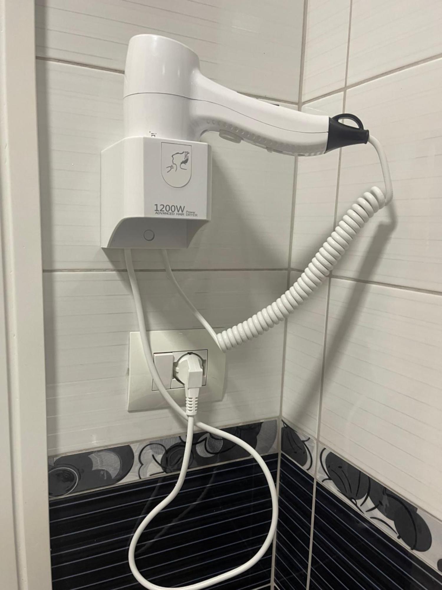 Deoni Apartment Luxury Tirana Eksteriør billede