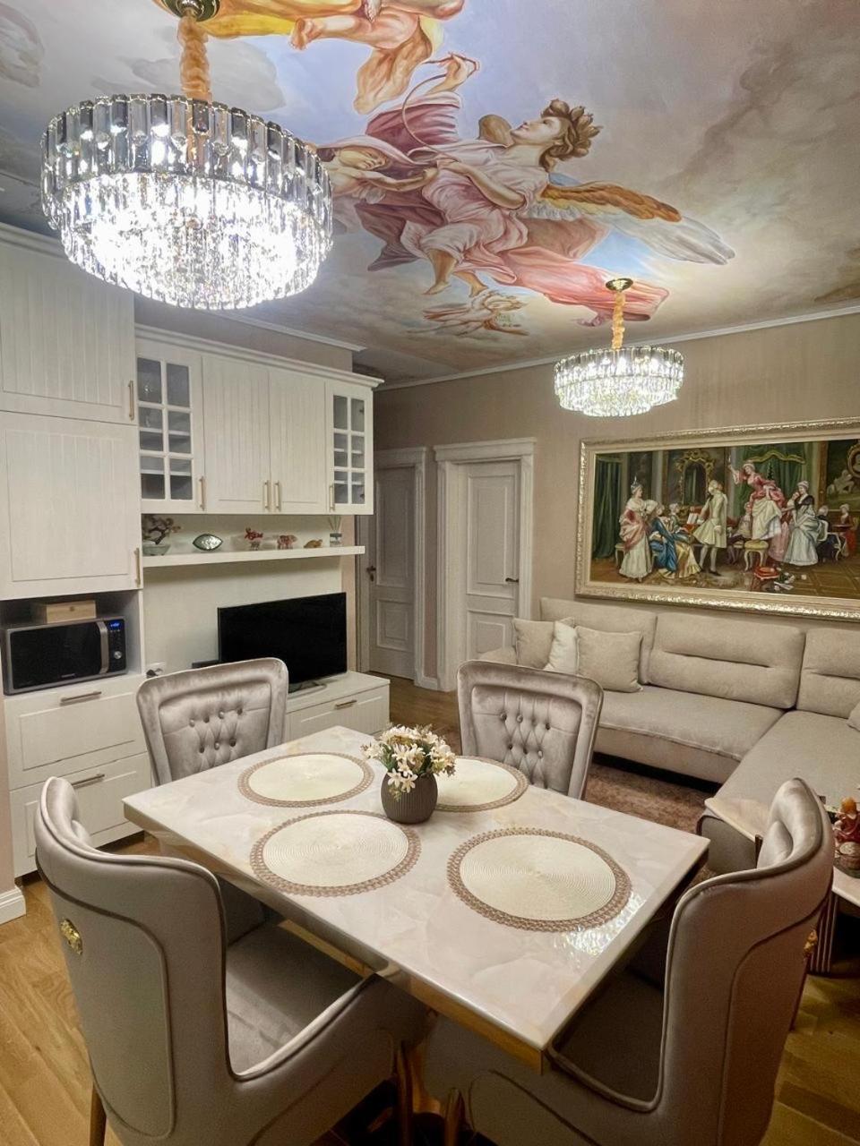 Deoni Apartment Luxury Tirana Eksteriør billede