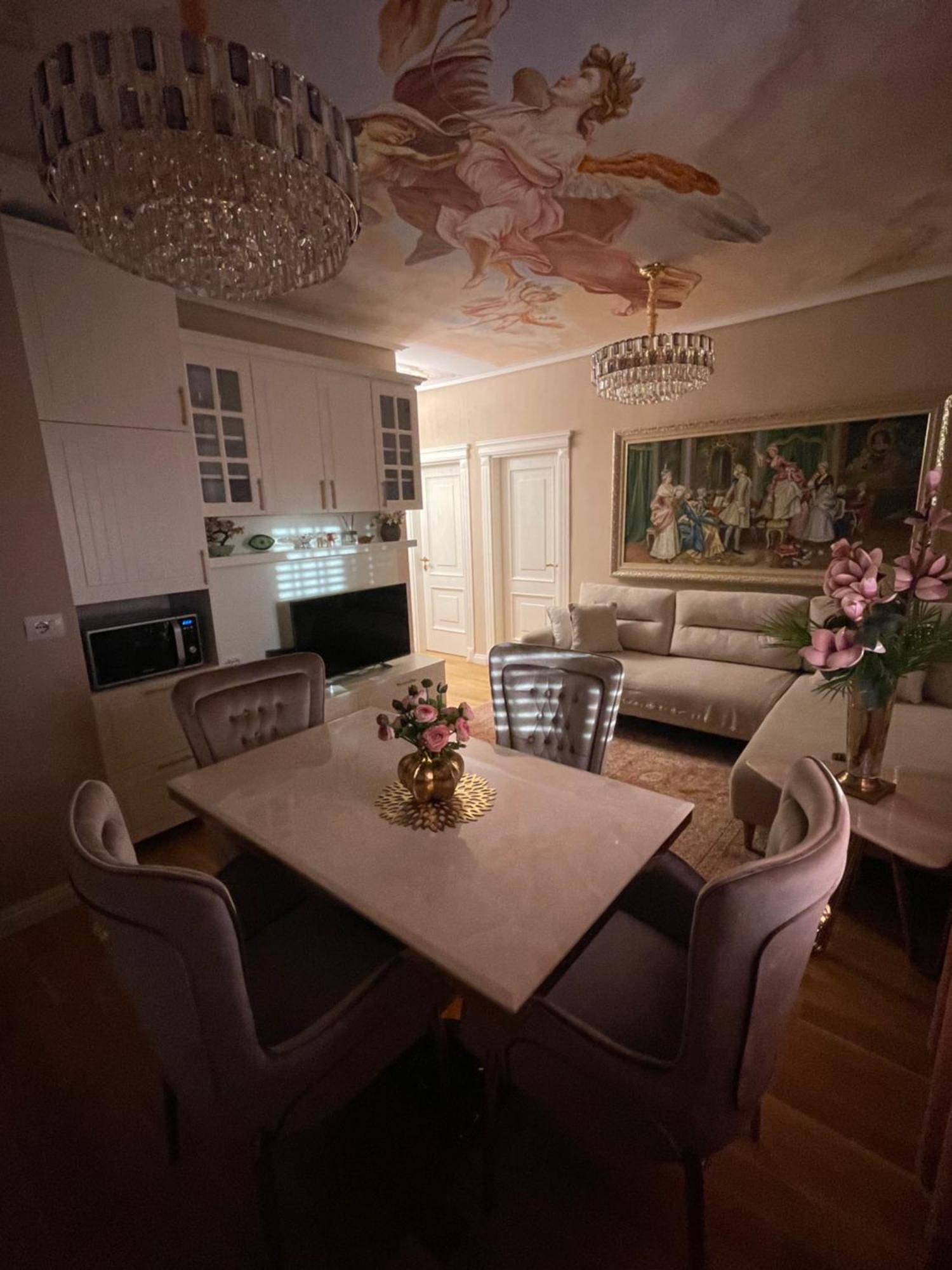 Deoni Apartment Luxury Tirana Eksteriør billede